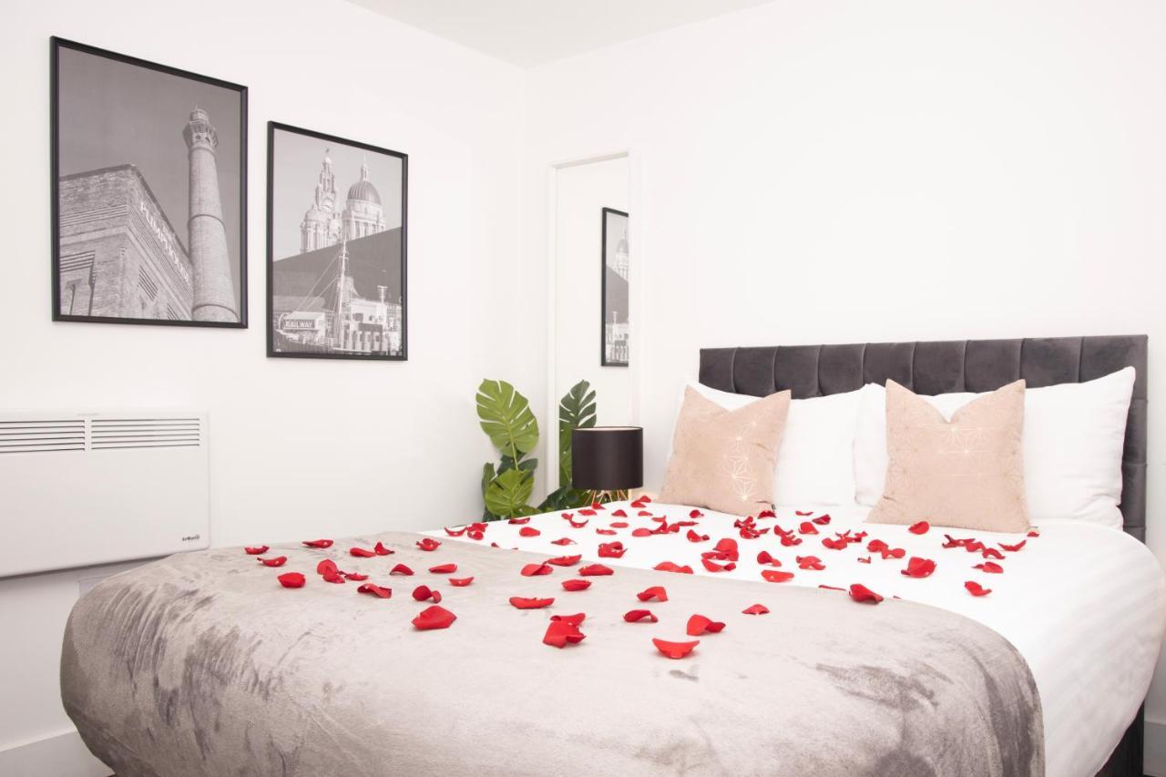 Central Aparthotel By Ustay Liverpool Buitenkant foto