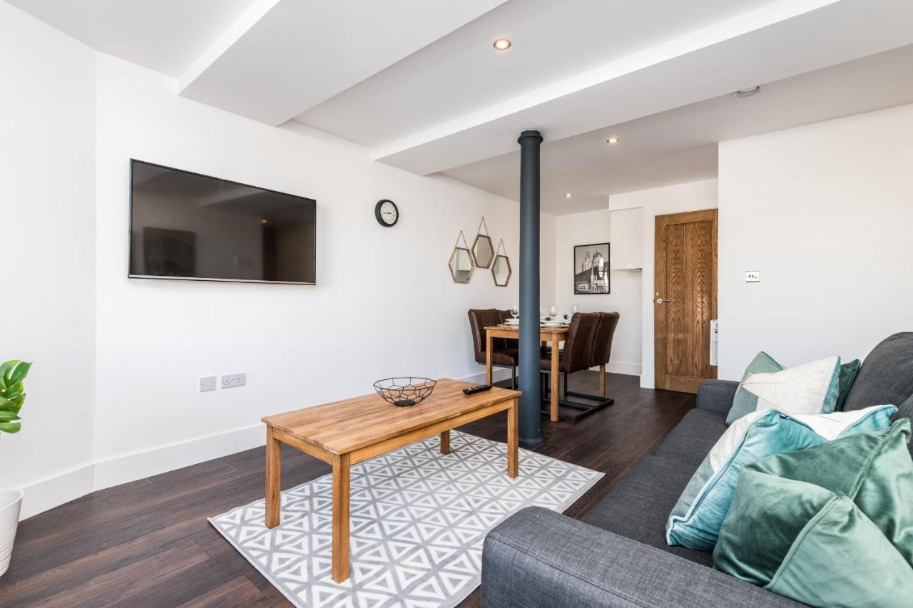 Central Aparthotel By Ustay Liverpool Buitenkant foto