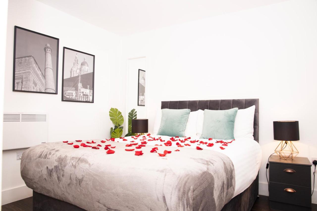 Central Aparthotel By Ustay Liverpool Buitenkant foto