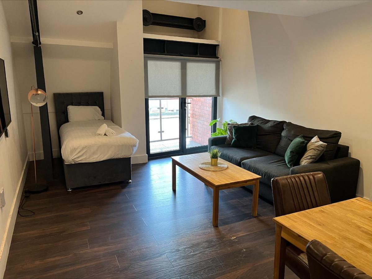 Central Aparthotel By Ustay Liverpool Buitenkant foto