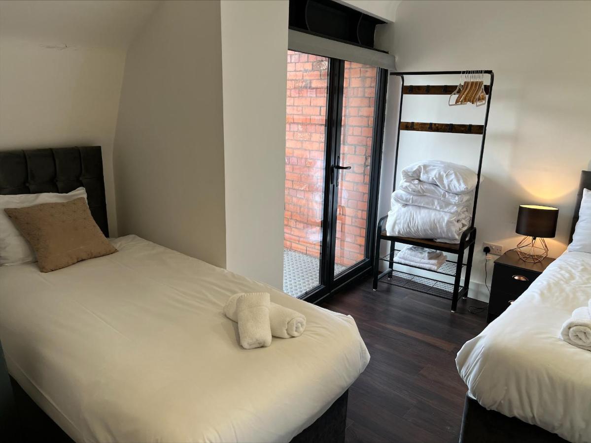 Central Aparthotel By Ustay Liverpool Buitenkant foto
