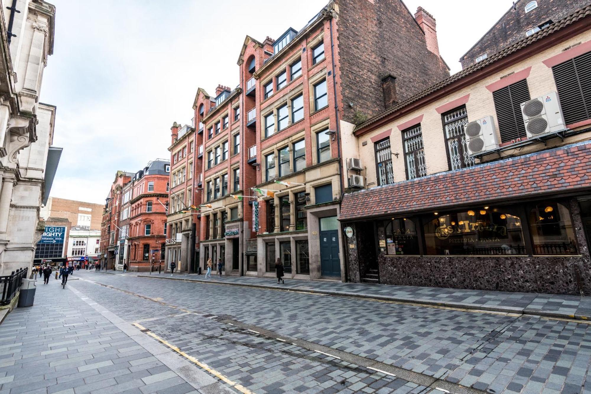 Central Aparthotel By Ustay Liverpool Buitenkant foto